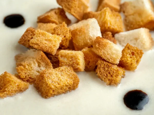 Παξιμάδια με ντιπ γιαουρτιού